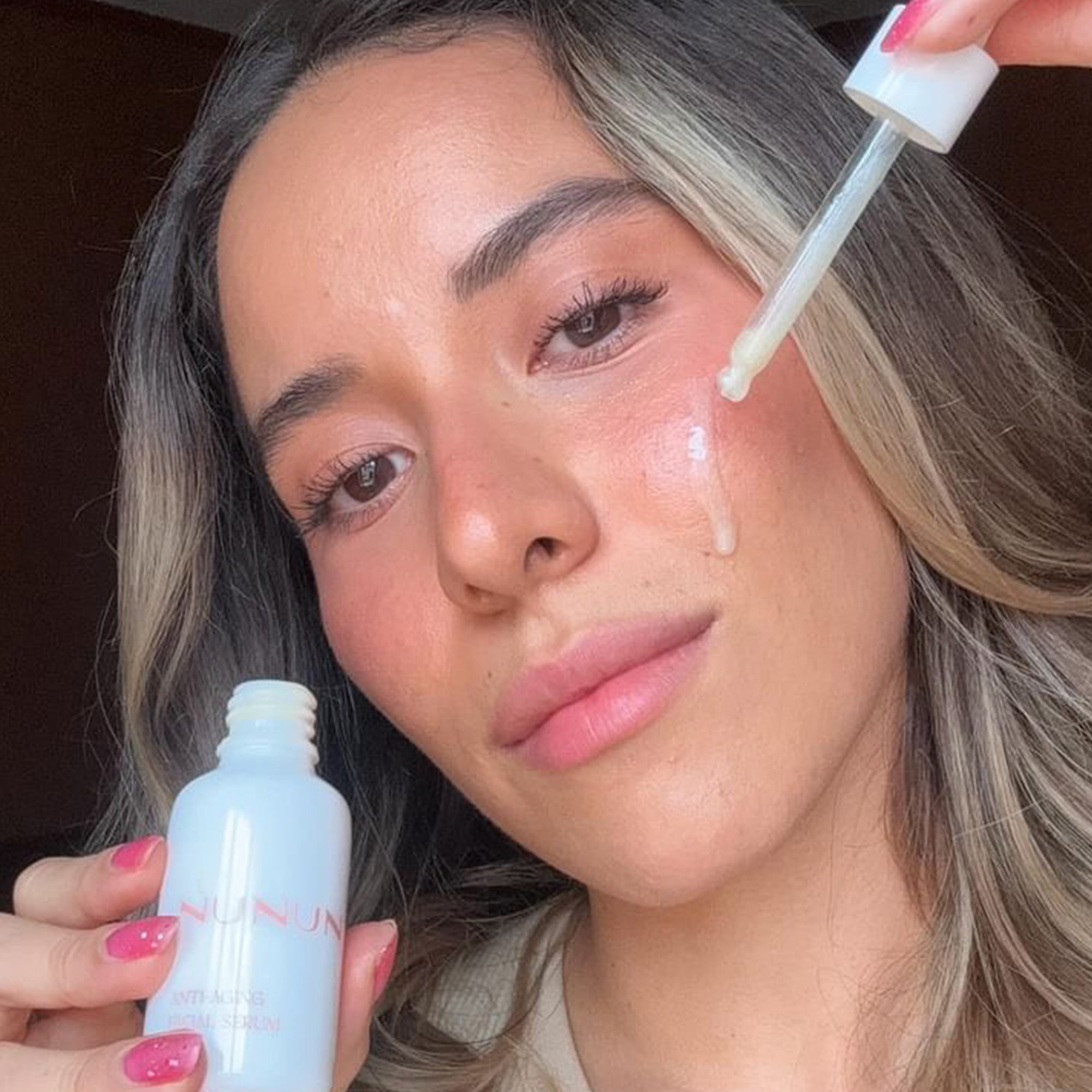 SERUM ANTIARRUGAS, HIDRATANTE, REJUVENECEDOR