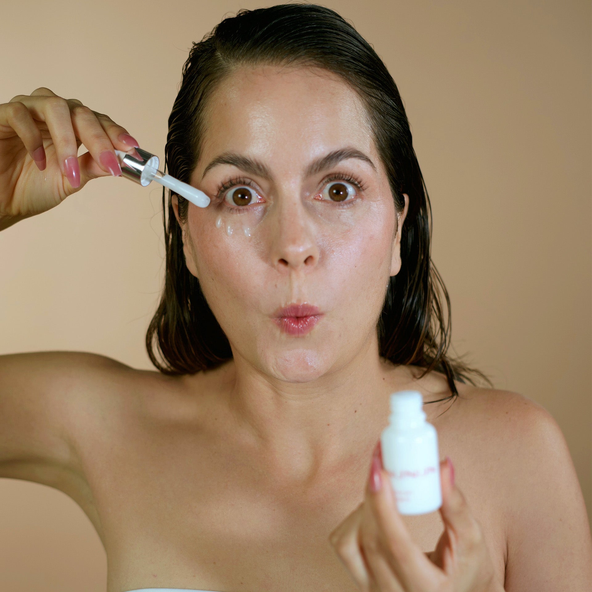 SERUJM CONTORNO DE OJOS INSTANT LIFT, PIEL RADIANTE, SIN OJERAS, NUNUN SKIN