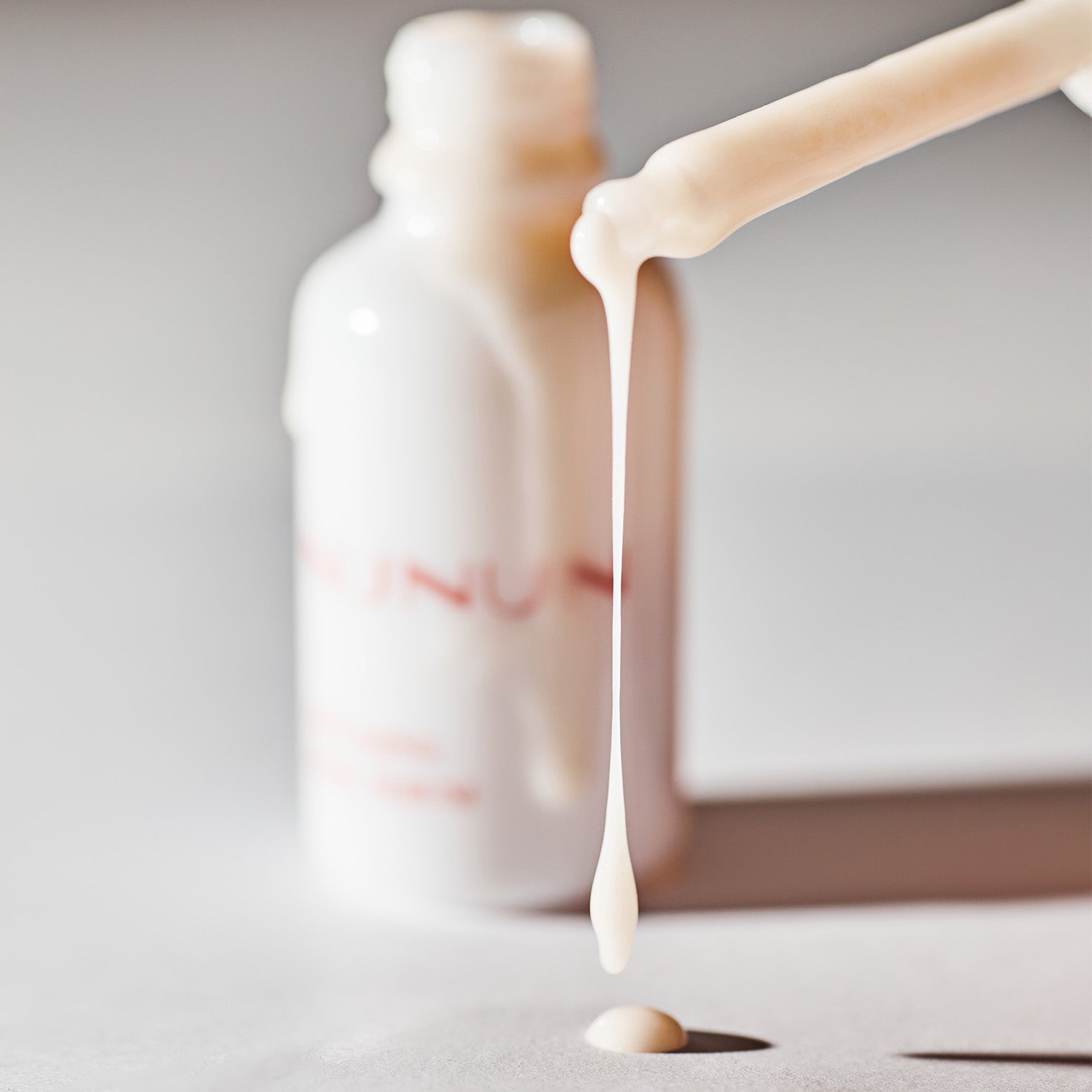 ANTI-AGING FACIAL SERUM